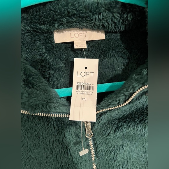 NWT! LOFT Sherpa Zip Sweatshirt, Green, size XS (fits S) - Picture 5 of 8